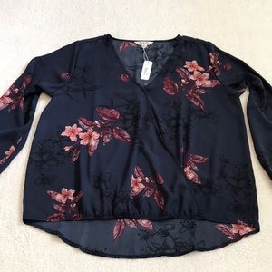 NWT Krazy Kat crossover navy blouse with burgundy & pink floral print Size XL